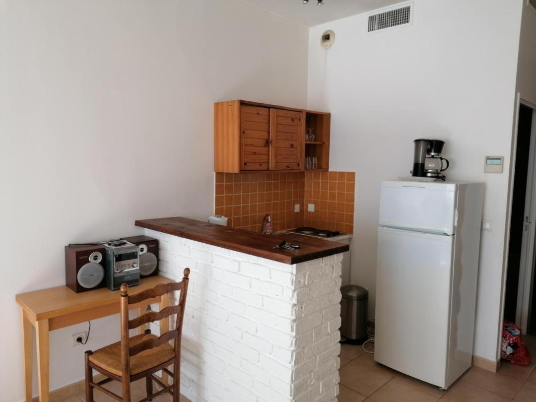 Sainte Maxime Grand Studio Climatise Proche Du Bord De Mer Sainte-Maxime Exterior foto